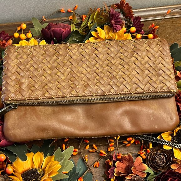 Deux Lux woven cross body bag medium brown chain strap vegan leather - Picture 1 of 4